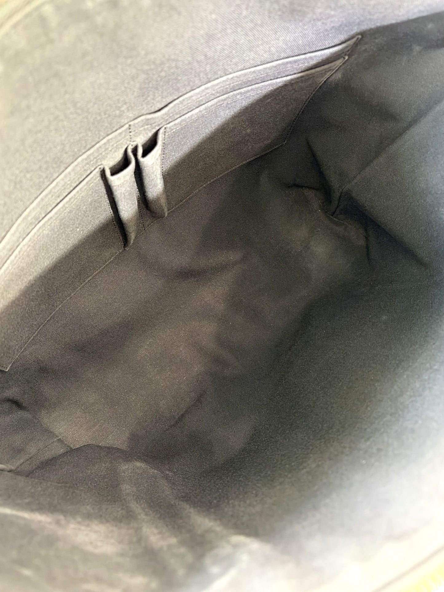 LV Mick Graphite GM