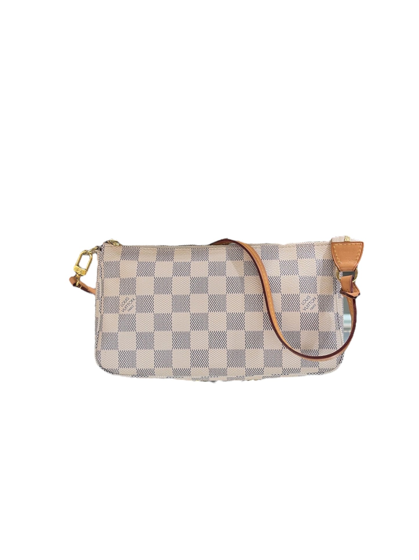 LV Pochette