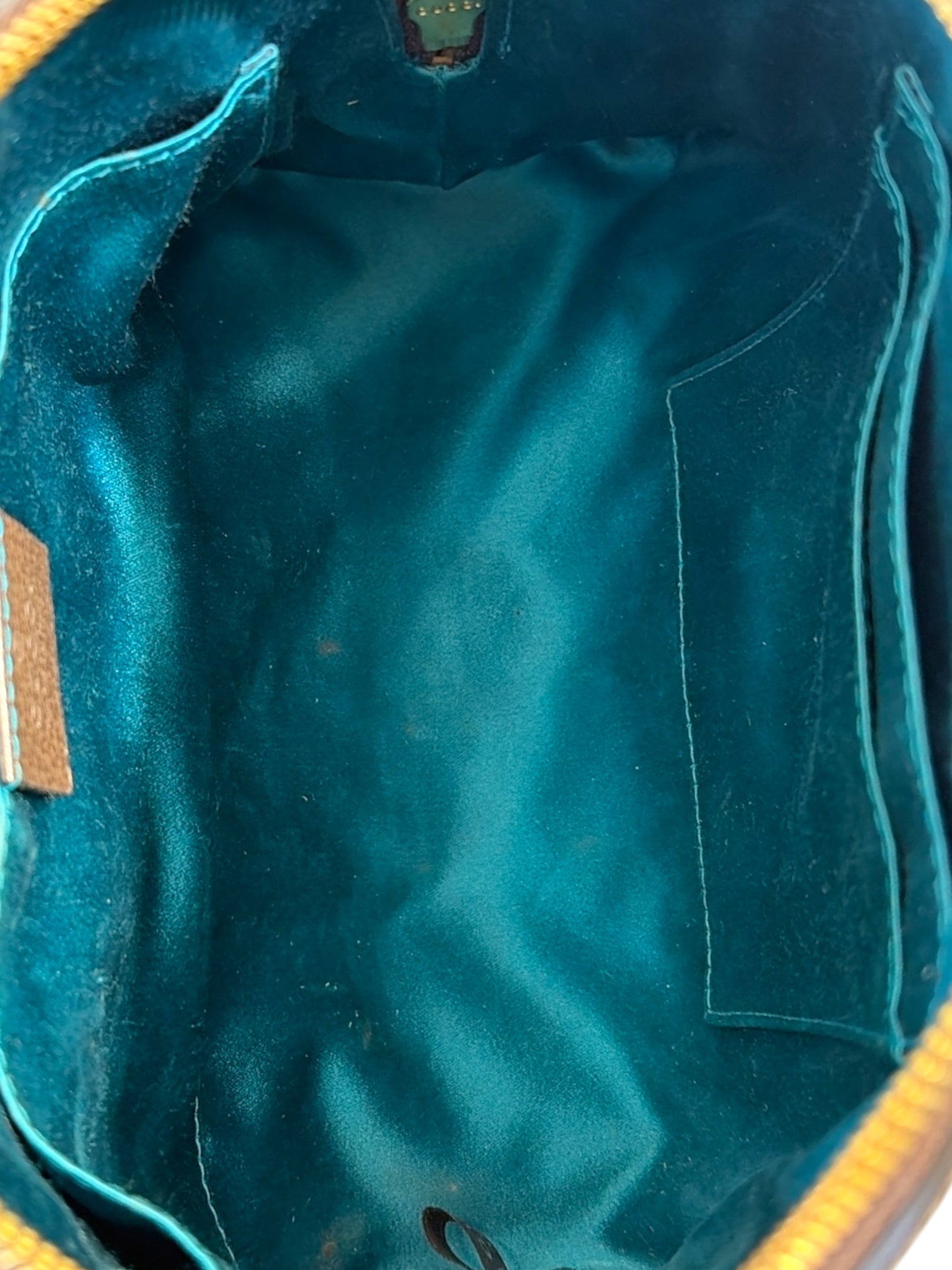 GG Small Ophidia Shoulder Bag