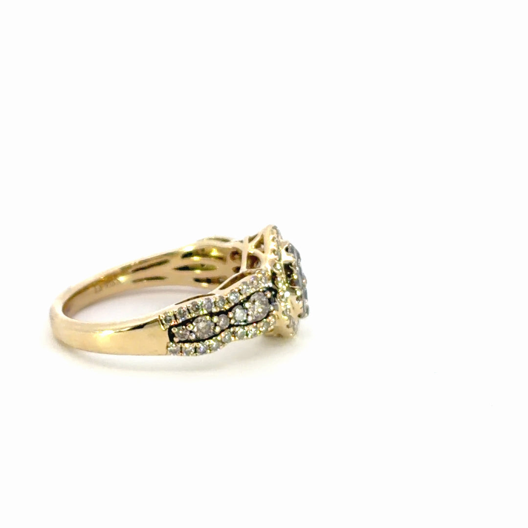 Ladies Engagement Ring