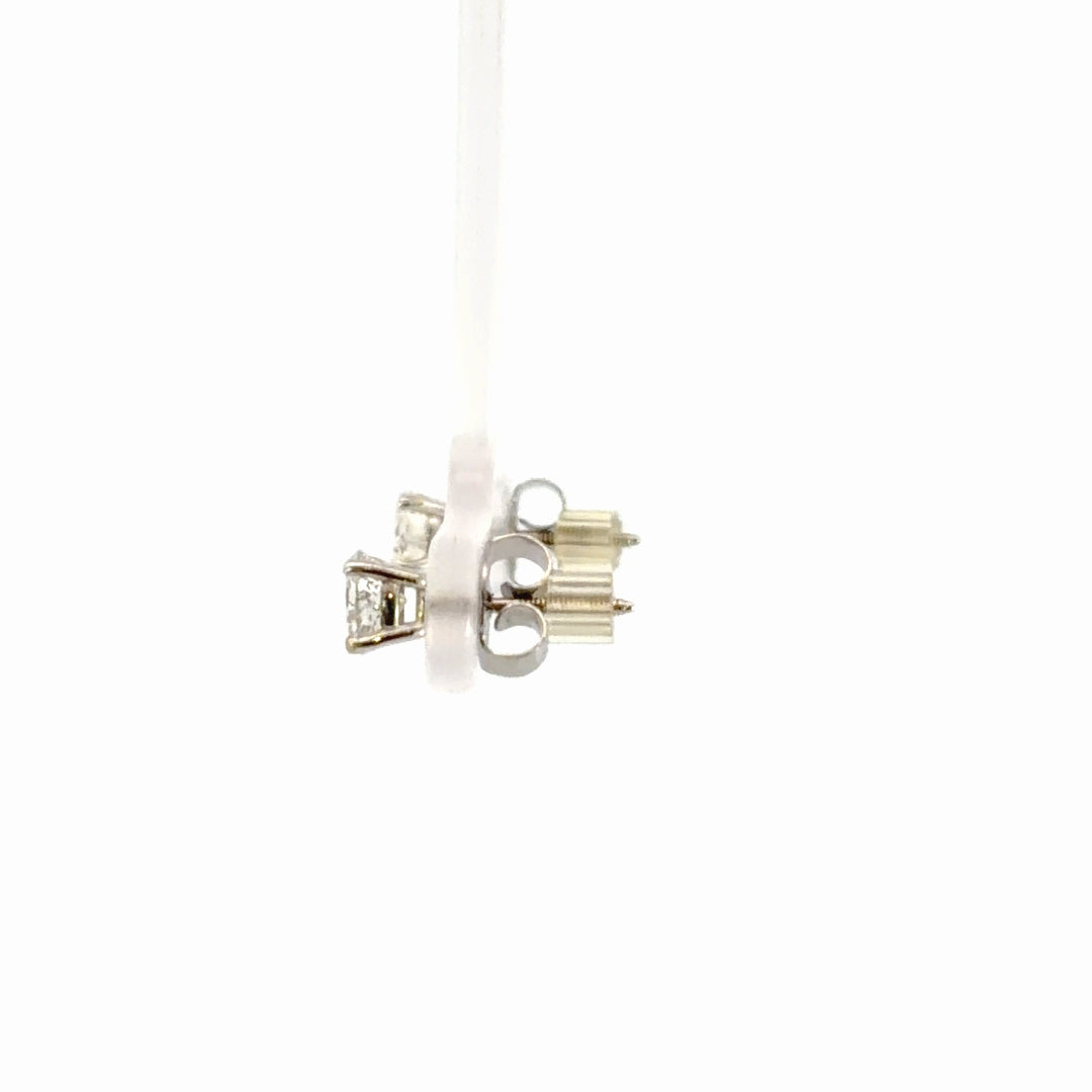 Round Diamond Studs