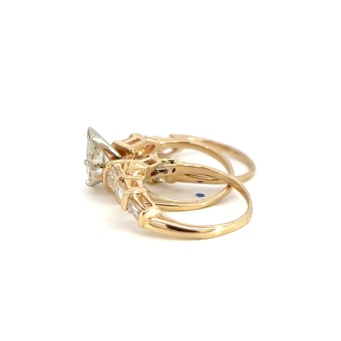 Pear 3 Piece Wedding Set