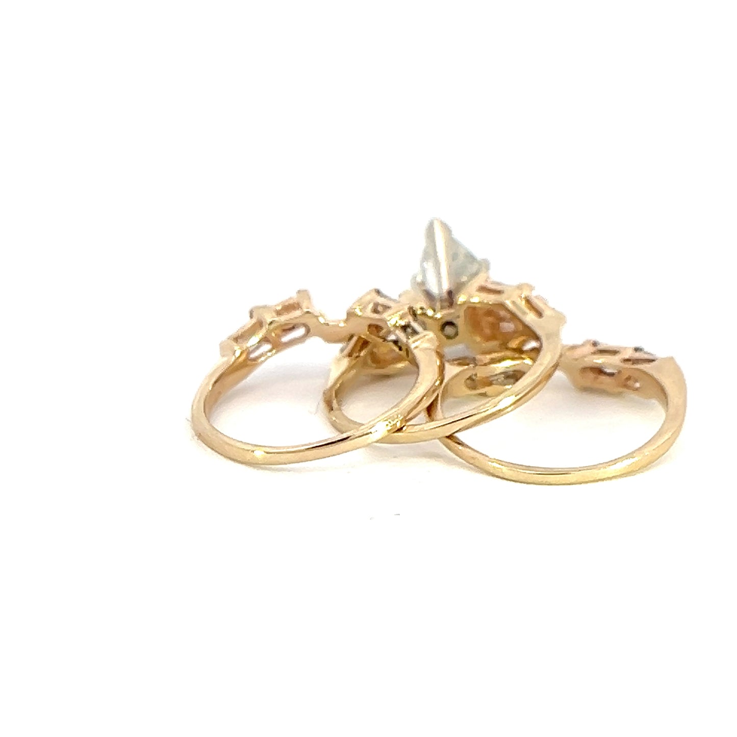 Pear 3 Piece Wedding Set