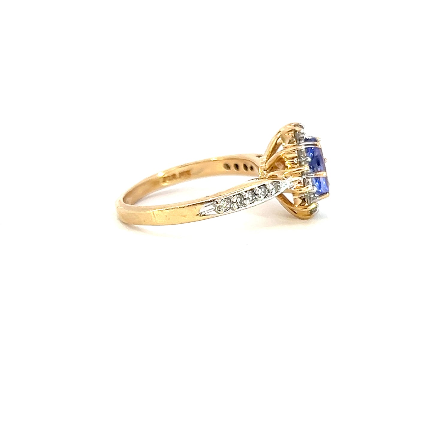 Tanzanite & Diamond Ring