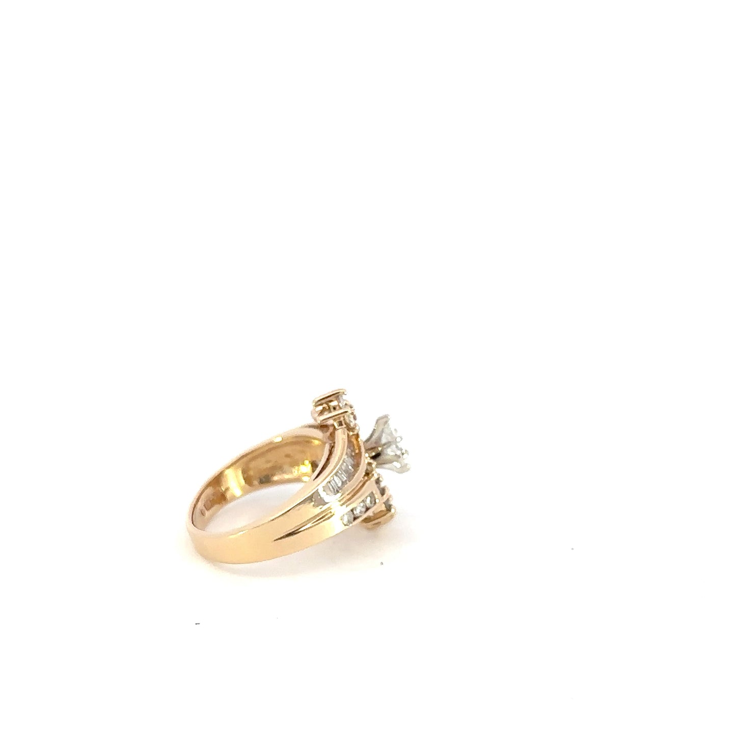 14KT Yellow Gold Ring