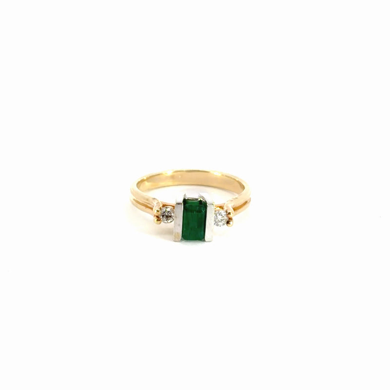 Emerald Fashion Ring