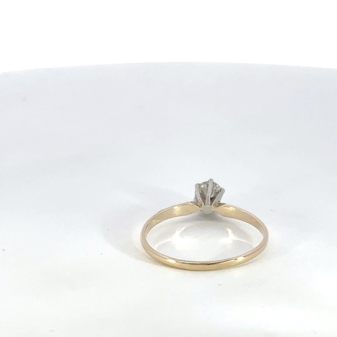 Solitaire Engagement Ring