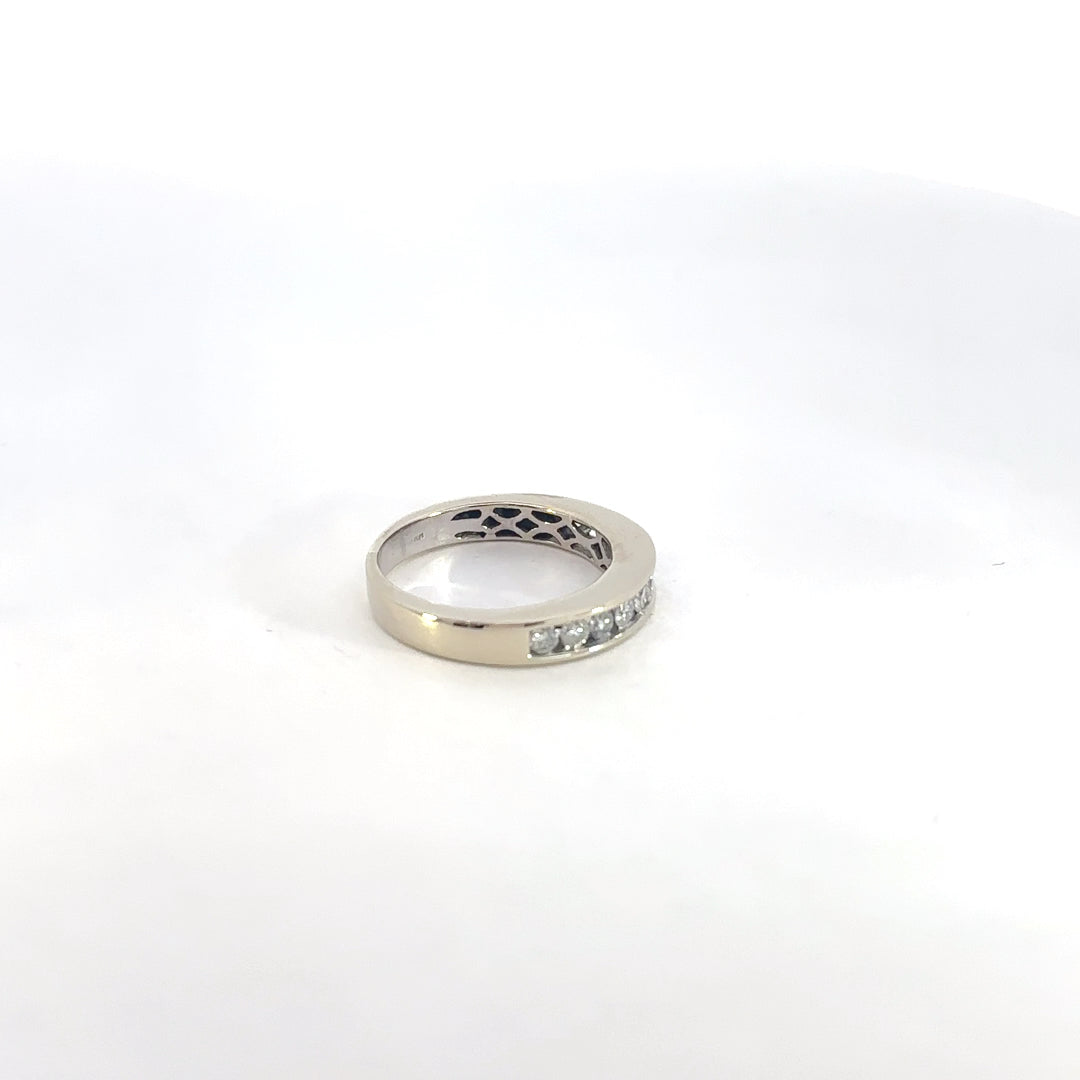 Women's Wedding Band