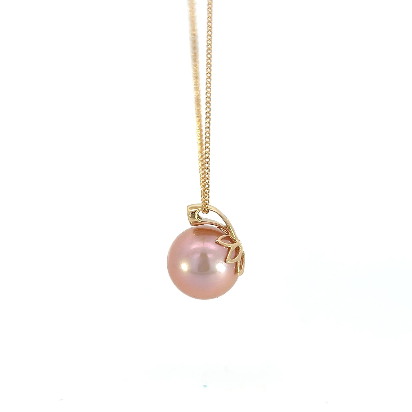 Pearl Pendant Necklace